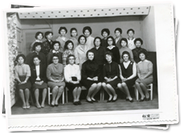 �Ĥ@�����q�a�_�v��(���T)�A�_���J�@�z��(���|)�A�����o(�k�|)�A�Z��(�k�T)�AVirginia Brekke(�k�G)�A���1964�~12��C 