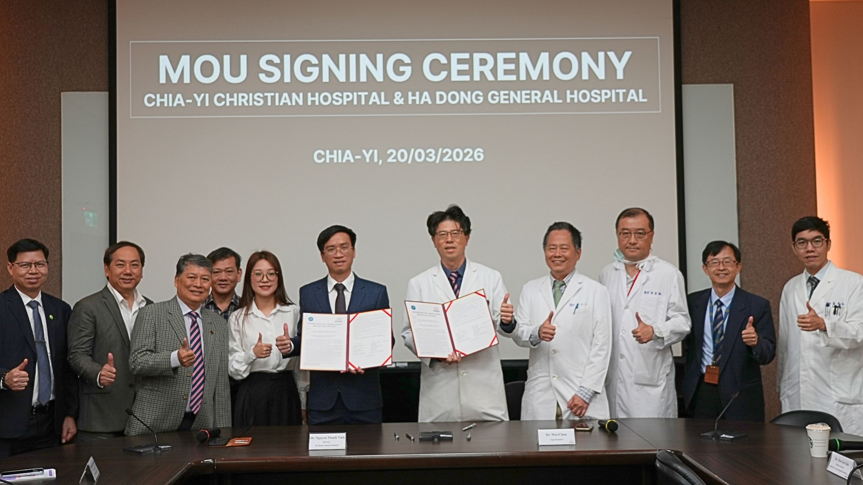 越南醫療代表團參訪嘉基　簽署合作意向書推動臨床教育與學術研究