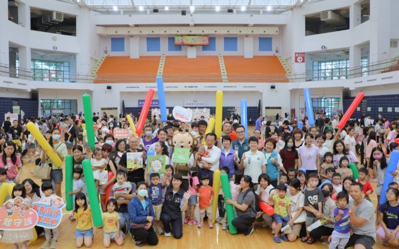 奔向成長力！嘉基攜手嘉縣府守護兒童　逾600親子同場闖關